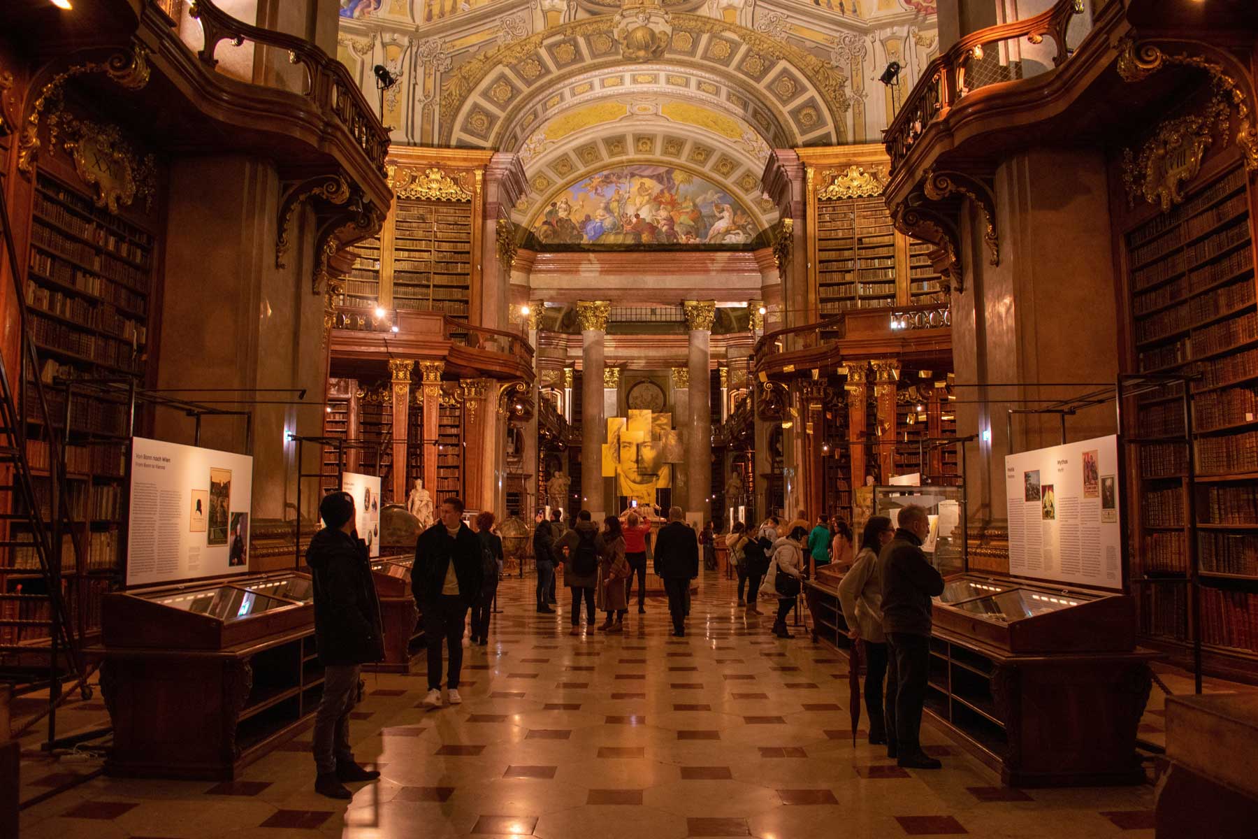 austrian-national-library Crédit photo : CC BY SA – Cliché A. Amet, photothèque musée de Bretagne