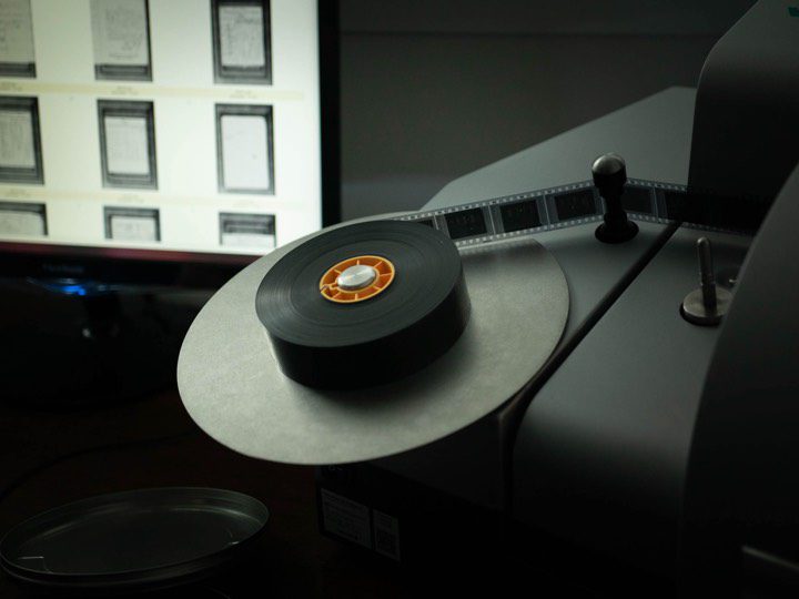 Numerisation-de-microfilms